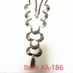 A Silver-Chrome Necklace, Item # A-186